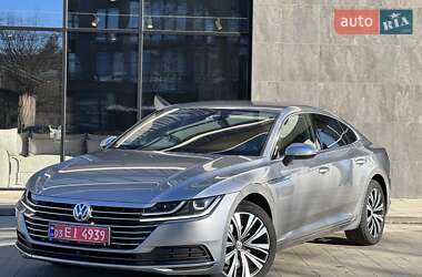 Ліфтбек Volkswagen Arteon 2017 в Ужгороді