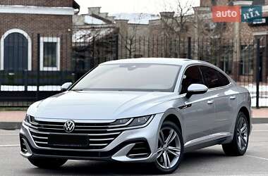 Ліфтбек Volkswagen Arteon 2022 в Києві