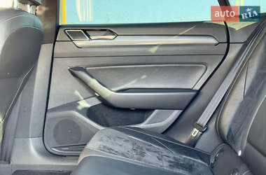 Ліфтбек Volkswagen Arteon 2017 в 