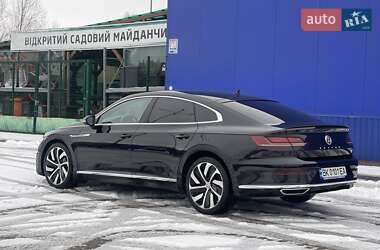 Лифтбек Volkswagen Arteon 2018 в Дубно