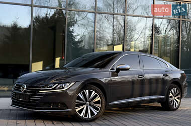 Лифтбек Volkswagen Arteon 2019 в Львове