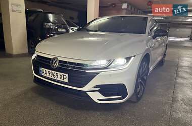 Лифтбек Volkswagen Arteon 2018 в Киеве