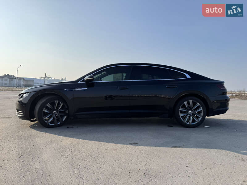 Лифтбек Volkswagen Arteon 2017 в Коростене