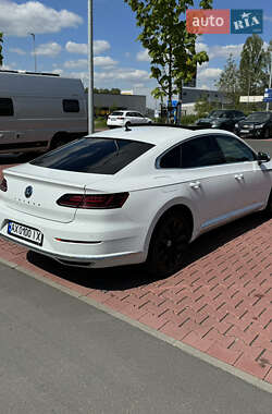 Лифтбек Volkswagen Arteon 2019 в 