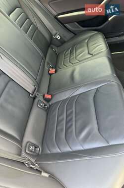 Лифтбек Volkswagen Arteon 2019 в 
