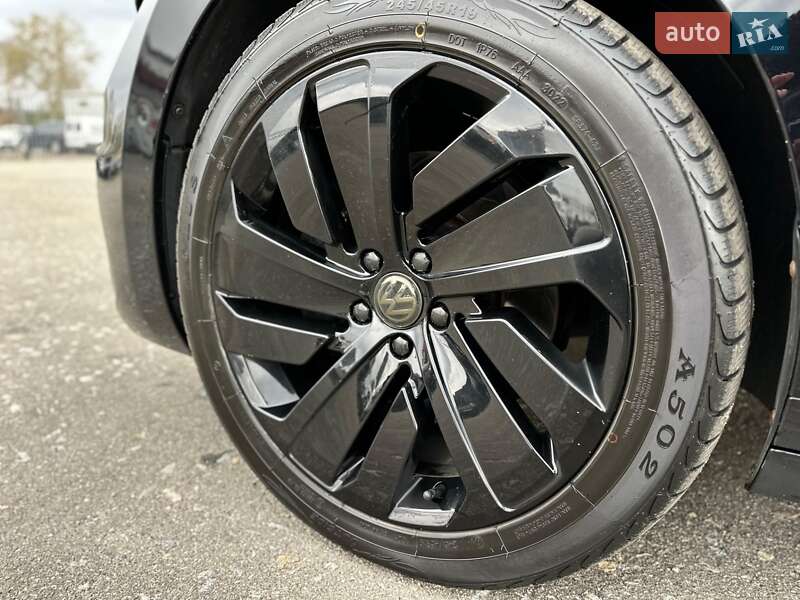 Ліфтбек Volkswagen Arteon 2017 в Києві
