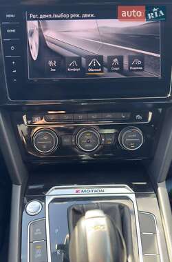 Лифтбек Volkswagen Arteon 2018 в 