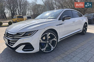 Лифтбек Volkswagen Arteon 2019 в Львове