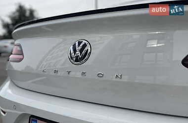 Ліфтбек Volkswagen Arteon 2018 в 