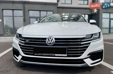 Ліфтбек Volkswagen Arteon 2018 в 