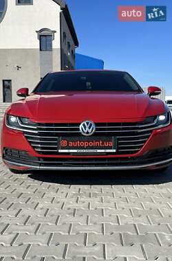 Ліфтбек Volkswagen Arteon 2019 в 