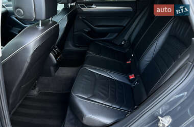 Лифтбек Volkswagen Arteon 2018 в 