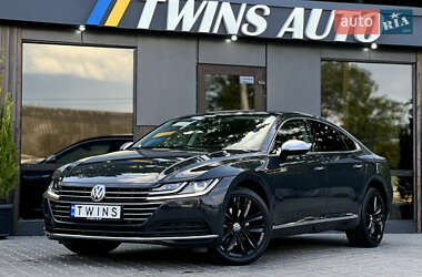 Лифтбек Volkswagen Arteon 2018 в 