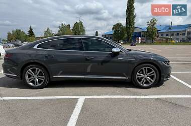 Лифтбек Volkswagen Arteon 2017 в 