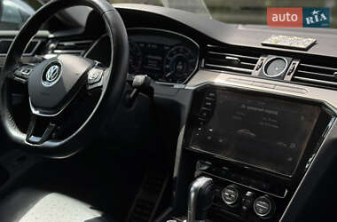 Лифтбек Volkswagen Arteon 2017 в 