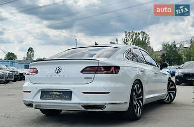 Лифтбек Volkswagen Arteon 2017 в 