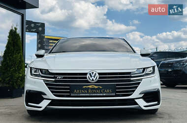 Лифтбек Volkswagen Arteon 2017 в 