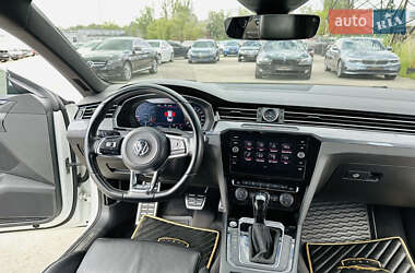 Лифтбек Volkswagen Arteon 2017 в 