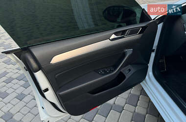 Лифтбек Volkswagen Arteon 2019 в 