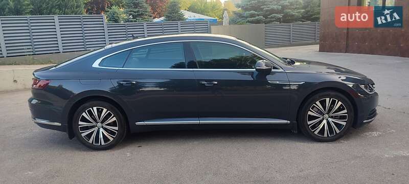 Лифтбек Volkswagen Arteon 2020 в Днепре