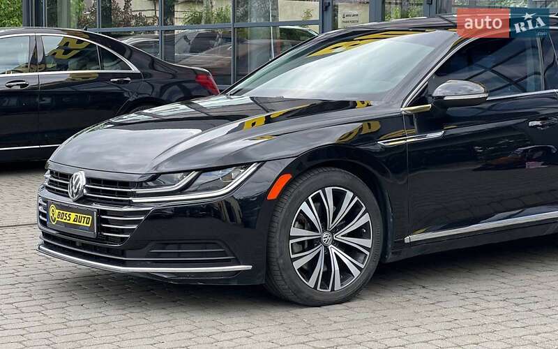 Ліфтбек Volkswagen Arteon 2018 в Івано-Франківську