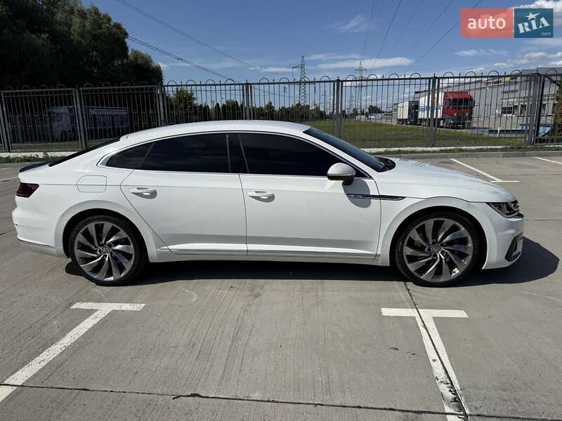 Лифтбек Volkswagen Arteon 2019 в Киеве