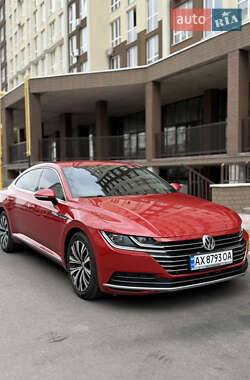Лифтбек Volkswagen Arteon 2019 в Киеве