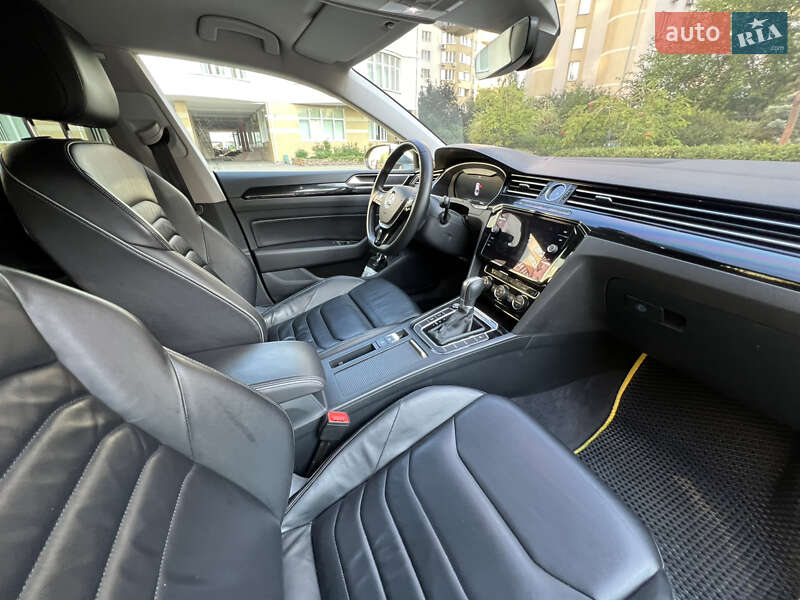 Лифтбек Volkswagen Arteon 2017 в Киеве