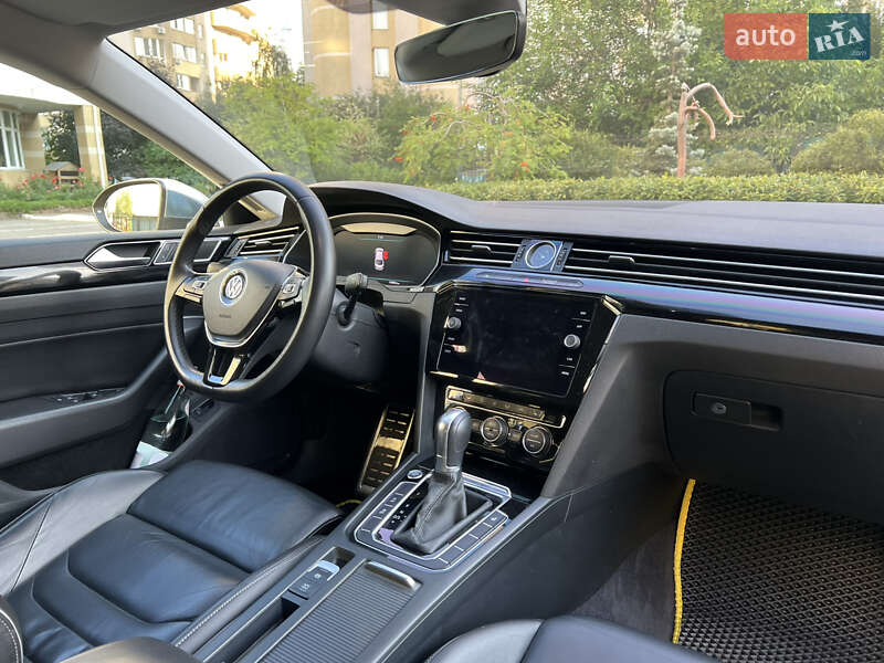 Лифтбек Volkswagen Arteon 2017 в Киеве