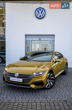 Лифтбек Volkswagen Arteon 2018 в Мукачево Лифтбек Volkswagen Arteon 2018 в Мукачево