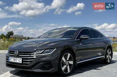 Лифтбек Volkswagen Arteon 2021 в Львове