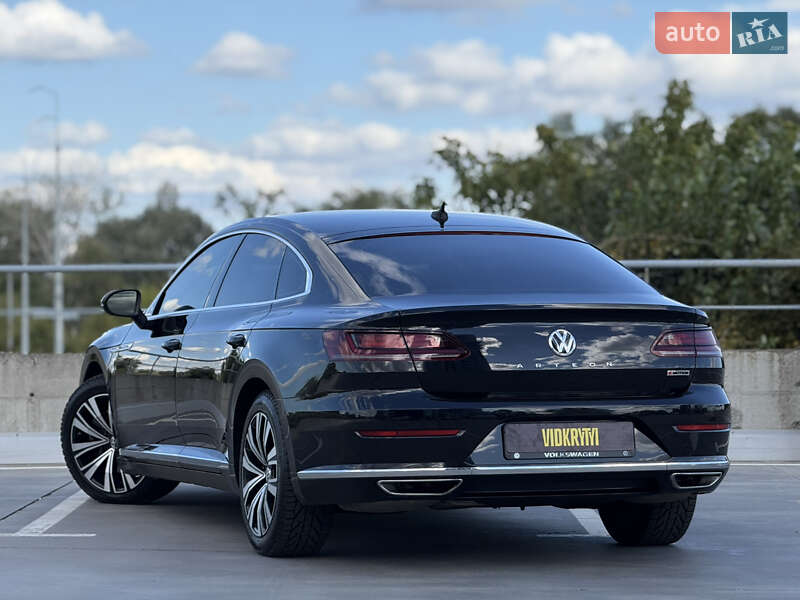 Лифтбек Volkswagen Arteon 2020 в Киеве