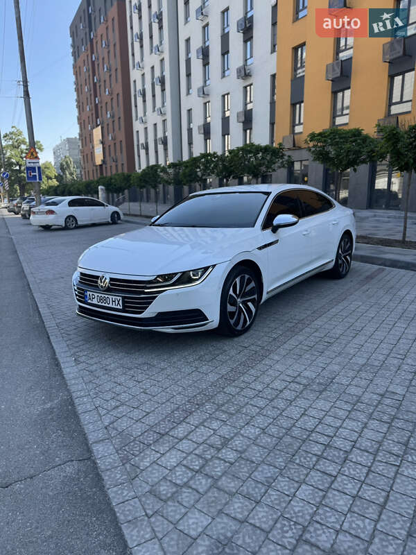 Лифтбек Volkswagen Arteon 2017 в Запорожье
