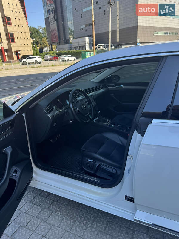 Лифтбек Volkswagen Arteon 2017 в Запорожье