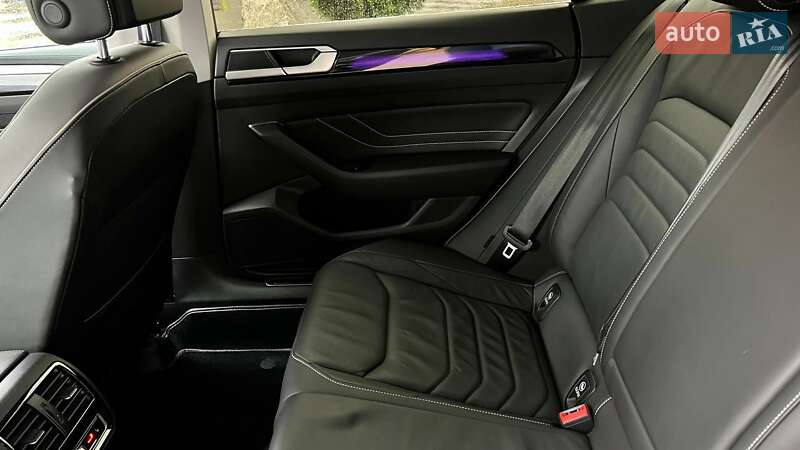 Лифтбек Volkswagen Arteon 2021 в Львове