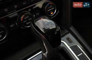 Лифтбек Volkswagen Arteon 2020 в 