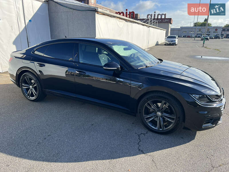 Ліфтбек Volkswagen Arteon 2018 в Києві фото 12 Ліфтбек Volkswagen Arteon 2018 в Києві