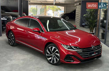 Лифтбек Volkswagen Arteon 2021 в 