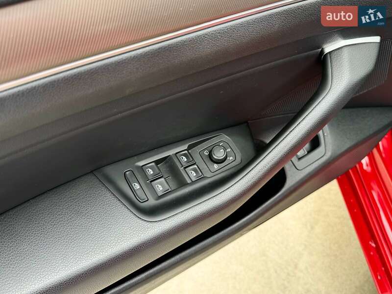 Лифтбек Volkswagen Arteon 2019 в Киеве фото 32 Лифтбек Volkswagen Arteon 2019 в Киеве