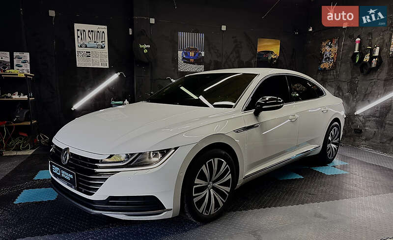 Лифтбек Volkswagen Arteon 2017 в Киеве
