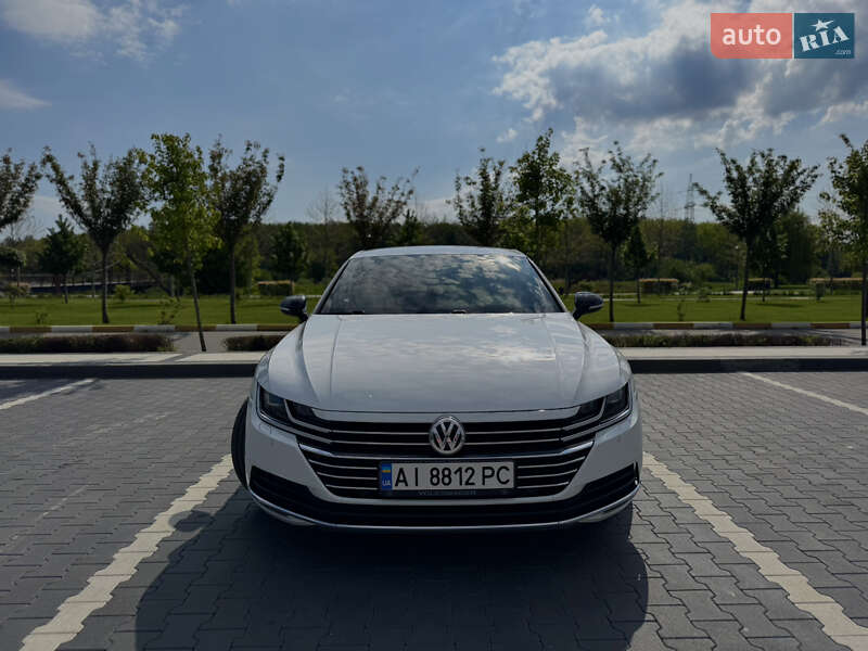 Лифтбек Volkswagen Arteon 2017 в Киеве