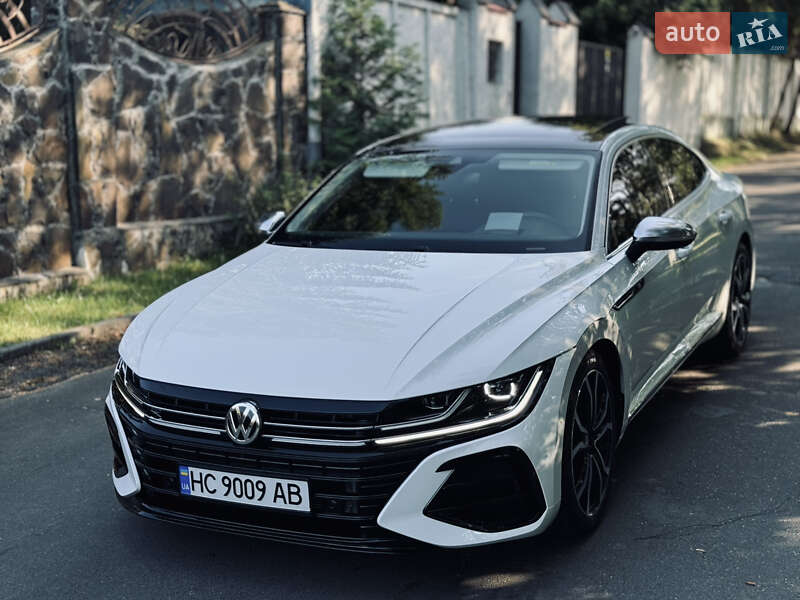 Лифтбек Volkswagen Arteon 2018 в Львове