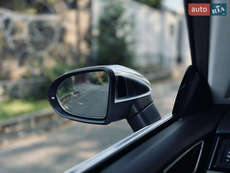 Лифтбек Volkswagen Arteon 2018 в Львове