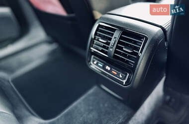 Лифтбек Volkswagen Arteon 2018 в 