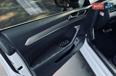 Лифтбек Volkswagen Arteon 2018 в 