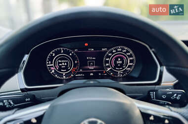 Лифтбек Volkswagen Arteon 2018 в 