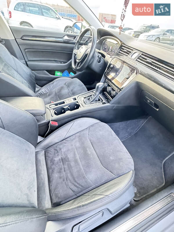 Лифтбек Volkswagen Arteon 2018 в Львове