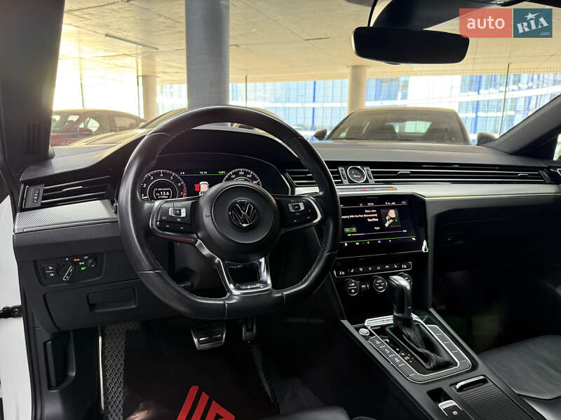 Ліфтбек Volkswagen Arteon 2017 в Одесі фото 28 Ліфтбек Volkswagen Arteon 2017 в Одесі
