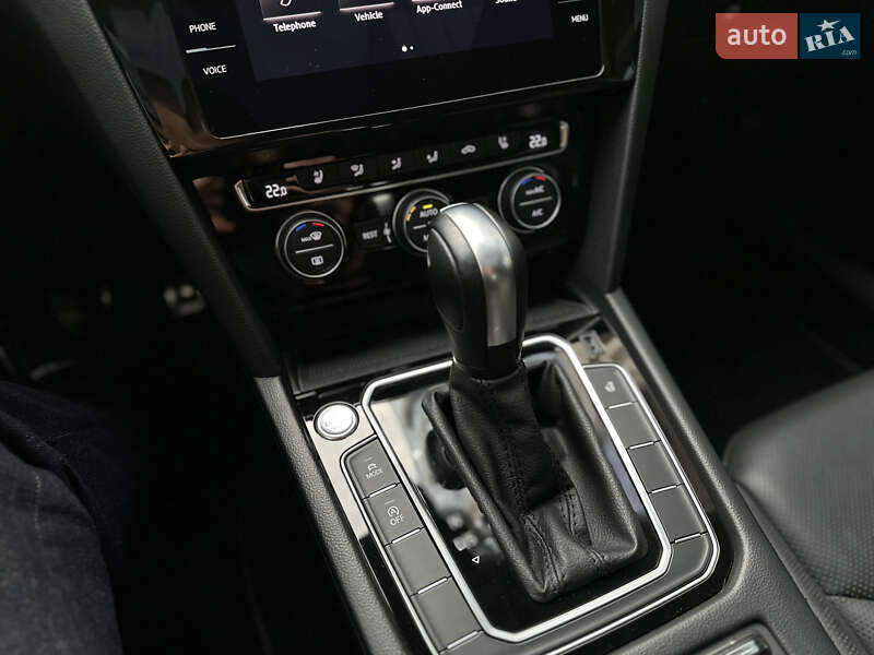 Ліфтбек Volkswagen Arteon 2020 в Львові фото 27 Ліфтбек Volkswagen Arteon 2020 в Львові