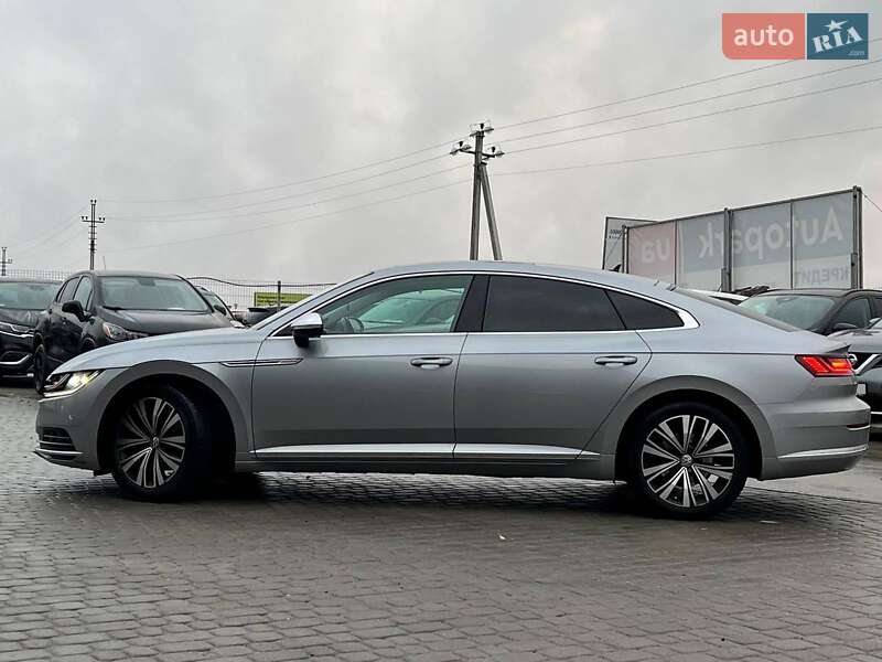 Лифтбек Volkswagen Arteon 2018 в Львове